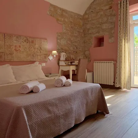 Cernaia Guest house *